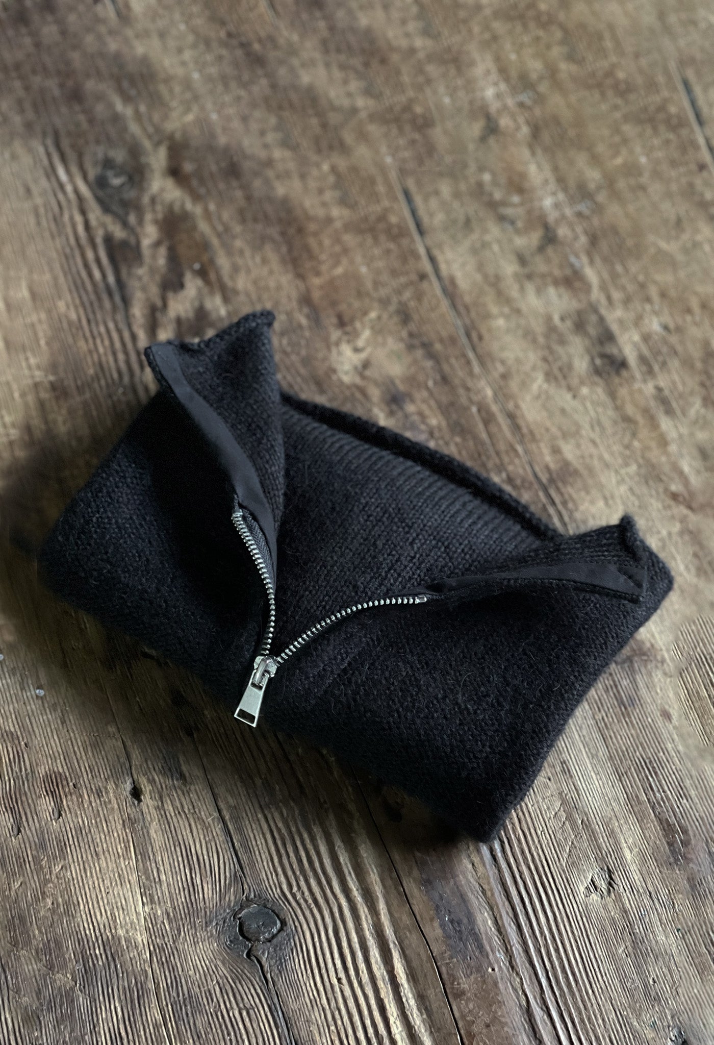 Zipper Scarf