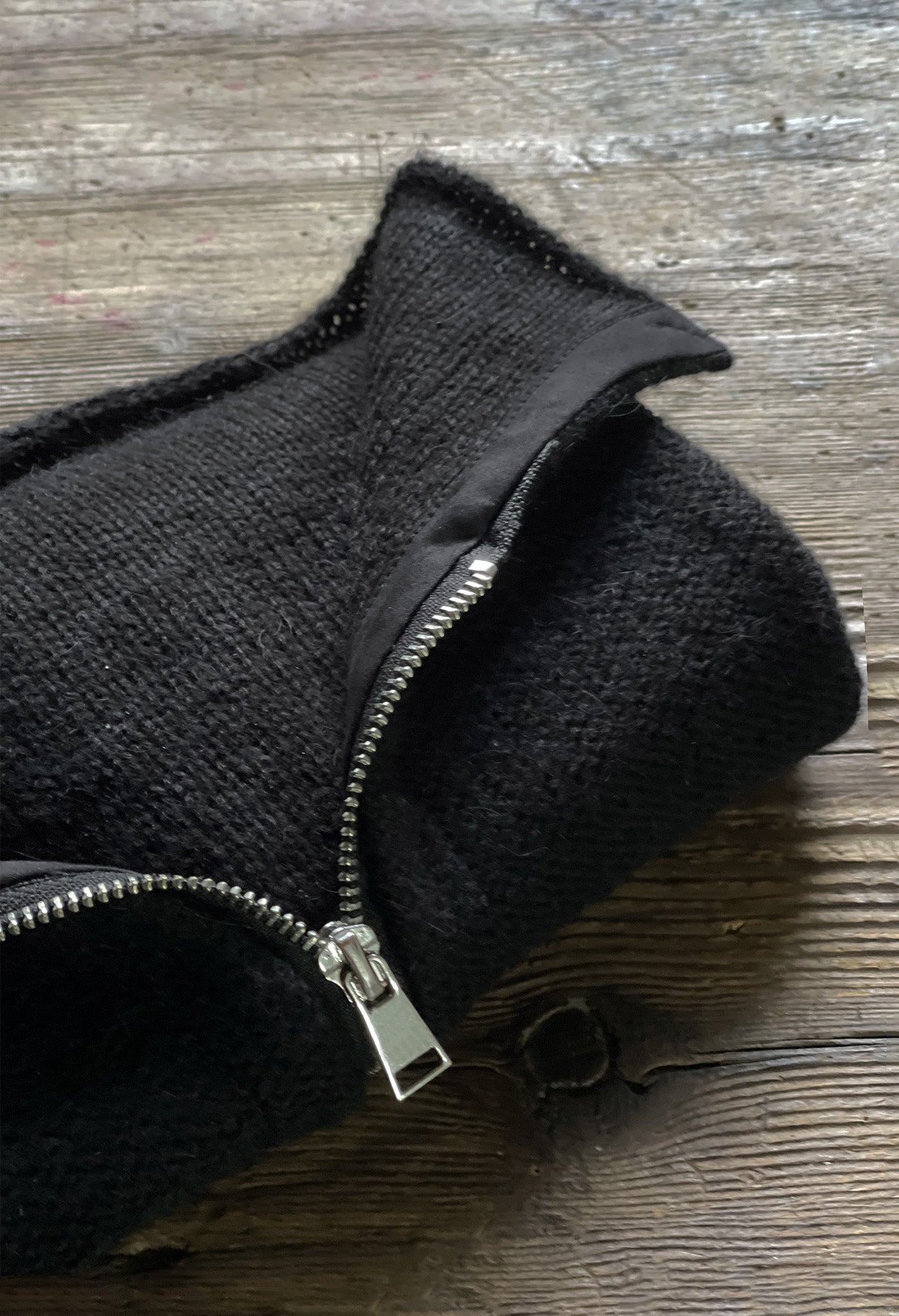 Zipper Scarf